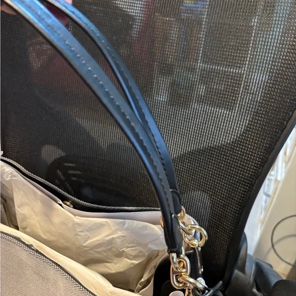 Coach Dalton Bag 31 with Coach Badge - Picture 5 of 15